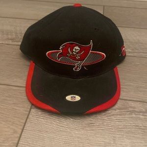 90s Tampa bay buccaneers sport’s specialty hat